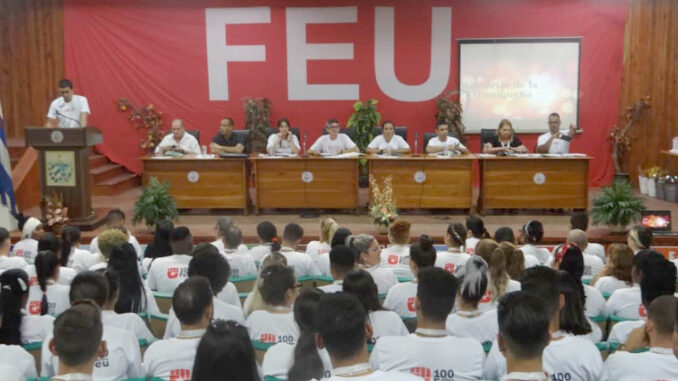 jornada por X Congreso de la FEU en holguín
