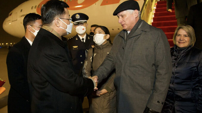 Díaz-Canel en China