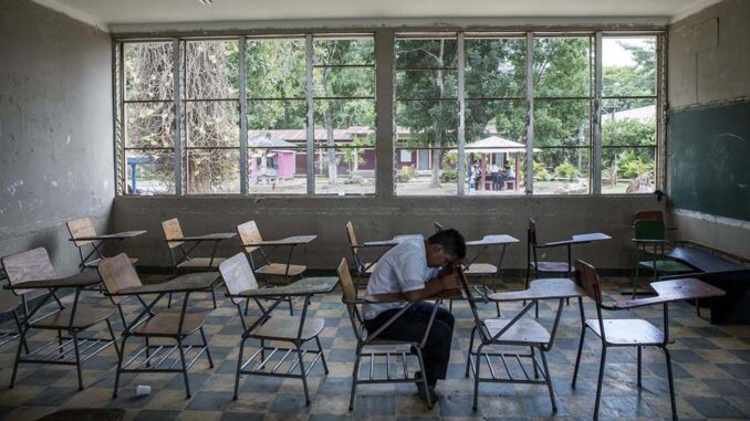 Educación