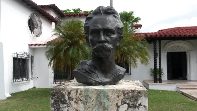 Escuela del Partido