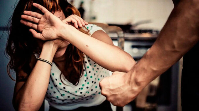 Violencia contra las mujeres