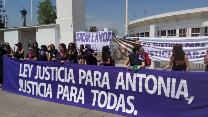 ley-antonia-2
