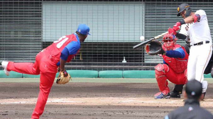 Beisbol-Cuba-vs-Gigantes-de-Yomiuri