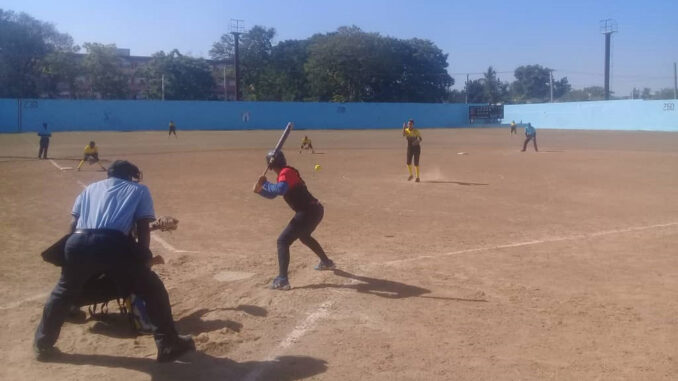 Softbol