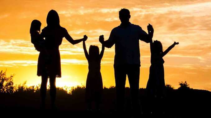 Familia