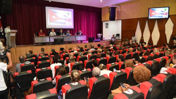 Asamblea de Constitución de la Asociación cubana de Personas en