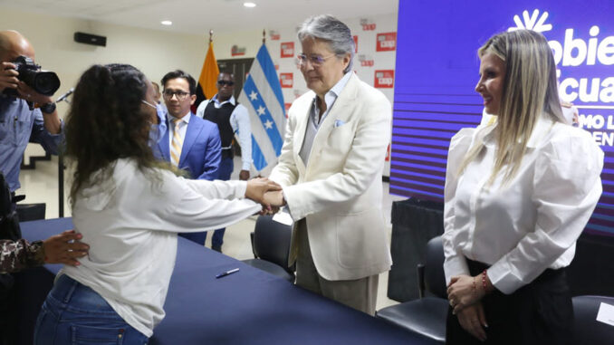 Ecuador- Mujeres