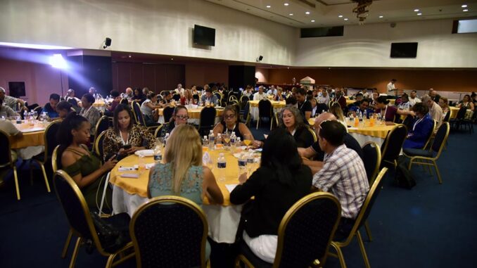 CUBA-LA HABANA-SESIONA ÚLTIMA JORNADA DEL CIRCUITO NETWORKING