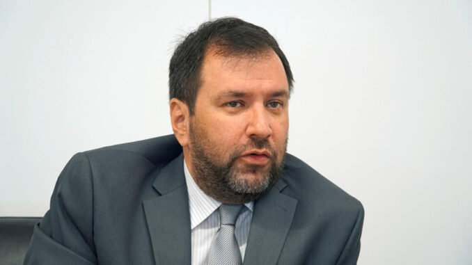 Yvan-Gil-1