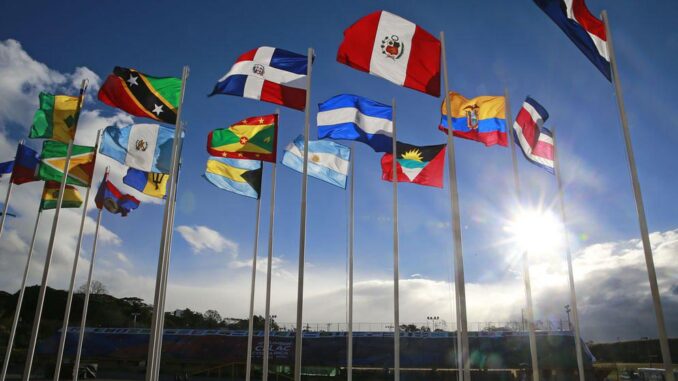 CELAC-banderas1