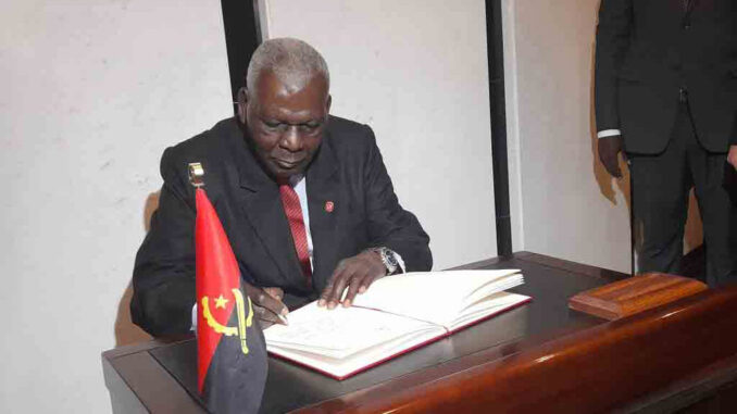 Lazo en Angola