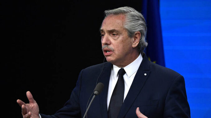 Alberto Fernández