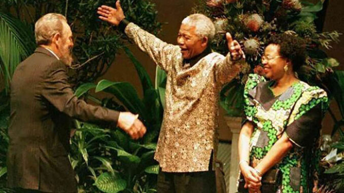 Fidel-y Mandela-04