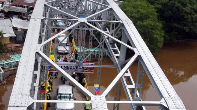 Puente-Colombia-Venezuela-1