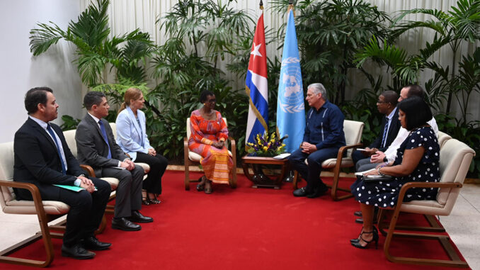 Winnie Byanyima-Miguel Díaz