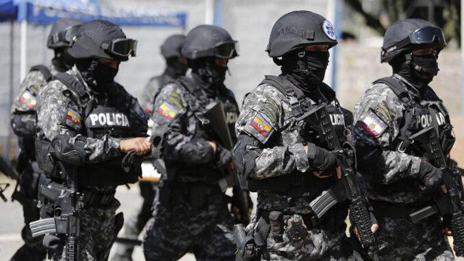 operativo policial- Ecuador