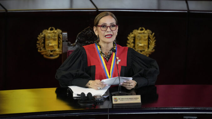 Caryslia Rodríguez