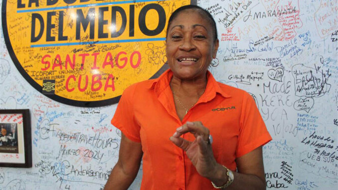 Rina-Iris-Alayo-Especialista-principal-de-Ecotur
