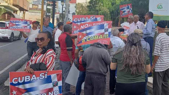 Dominicanos