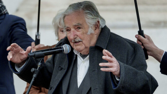 Mujica