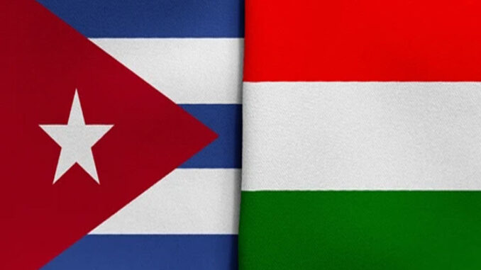 Cuba-Hungria-banderas