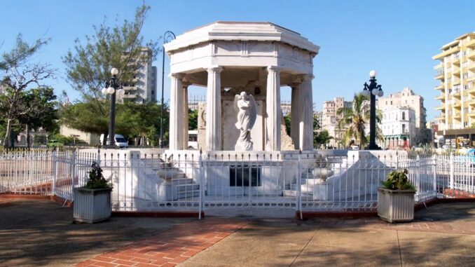 Monumento a los estudiantes