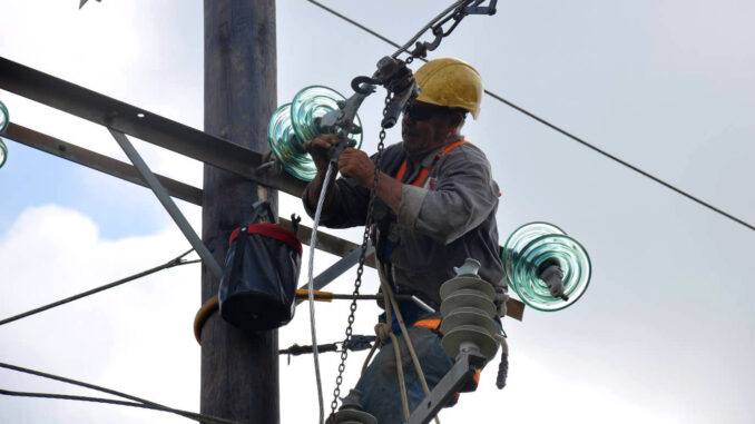 EmpresaEléctricaG