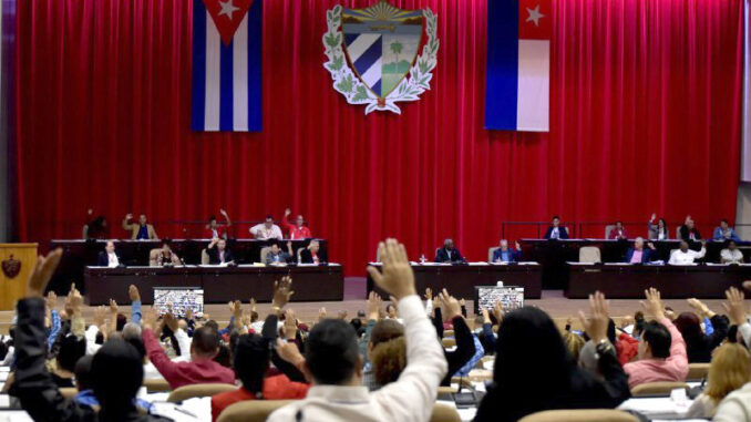Parlamento Cubano 1