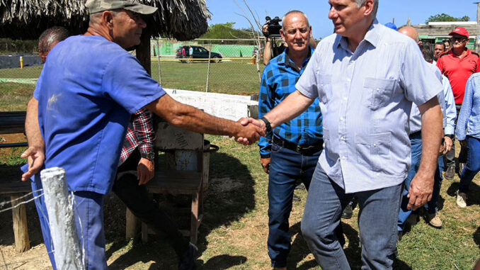 Recorrido de Díaz-Canel 2