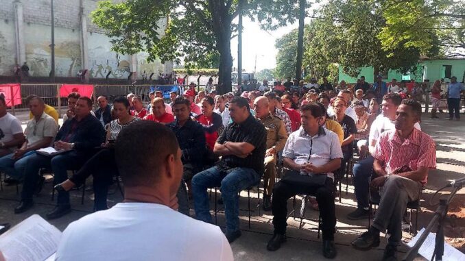Barrio Debate