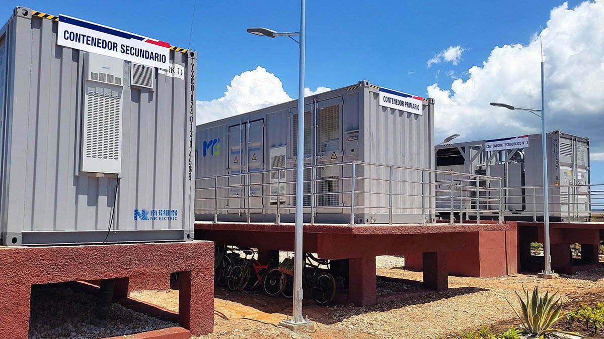 Parque Solar Fotovoltaico de Niquero