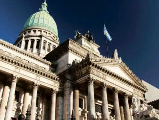 Legisladores aliados siguen blindando al presidente Milei