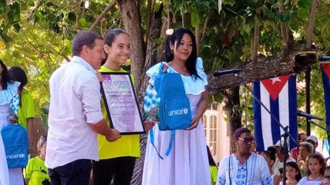 De Donde Crece la Palma Salón Nacional de Plástica Infantil De Donde Crece la Palma