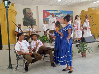 II Encuentro Nacional de Grupos típicos de las escuelas militares Camilo Cienfuegos.
