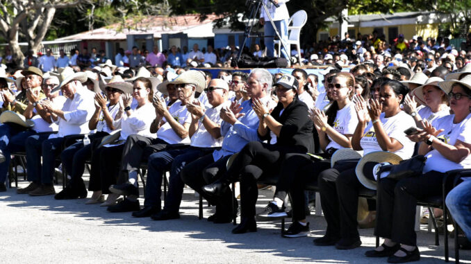 Homenaje a Martí en Dos Ríos Homenaje a Martí en Dos Ríos