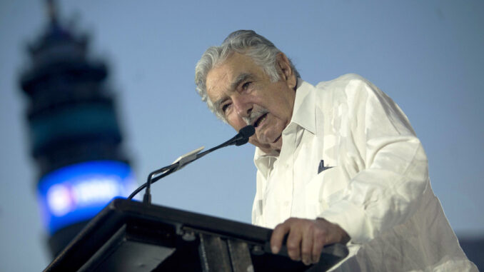 Mujica