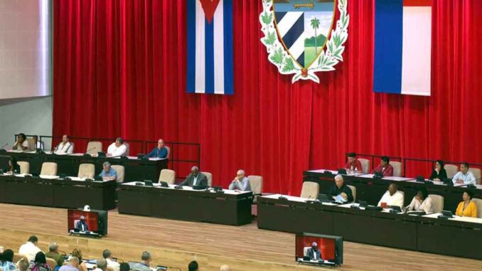 Cuba-Asamblea-1