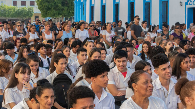 Curso Escolar Granma Curso Escolar Granma
